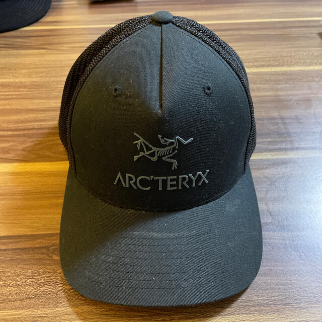 ARC'TERYX(アークテリクス)のARC’TERYX キャップ メンズの帽子(キャップ)の商品写真