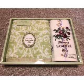 ラデュレ(LADUREE)の【BLUE様専用】LADUREE タオルセット(タオル/バス用品)