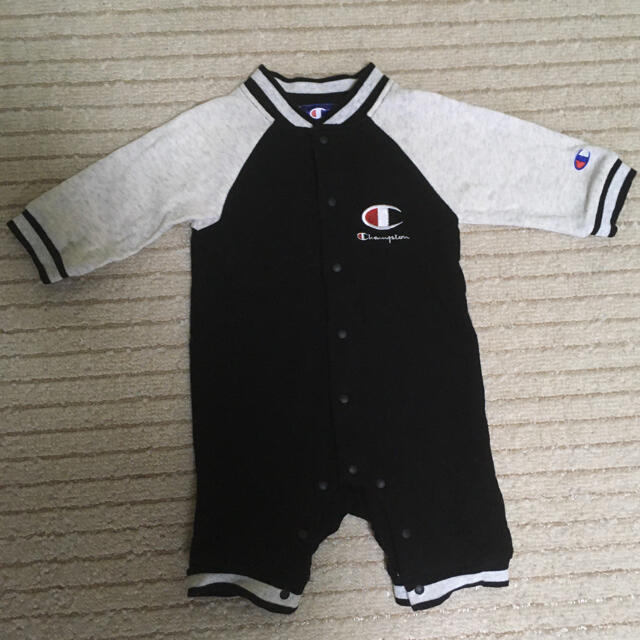 Champion(チャンピオン)のchampion ロンパース 70 チャンピオン キッズ/ベビー/マタニティのベビー服(~85cm)(ロンパース)の商品写真