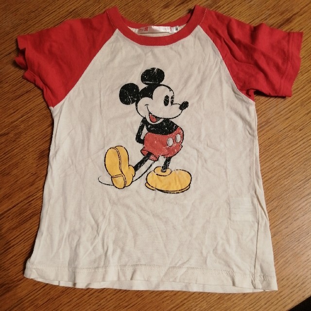 UNIQLO(ユニクロ)のユニクロ　ミッキー　Tシャツ キッズ/ベビー/マタニティのキッズ服男の子用(90cm~)(Tシャツ/カットソー)の商品写真