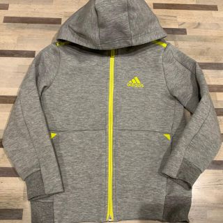 アディダス(adidas)の⭐︎adidasキッズ⭐︎セットアップジャージ120cm used美品(その他)