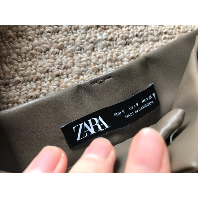 ZARA(ザラ)の断捨離中！安値！【ZARA】☆今期AW！ボトムス3点セット レディースのパンツ(ショートパンツ)の商品写真