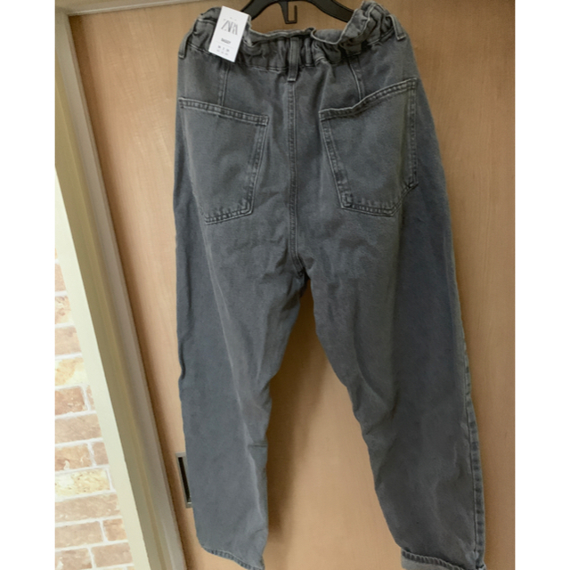 ZARA - ZARA☆ボタン バギーフィットデニムの通販 by ☆|ザラ ZARA - ZARA☆ボタン バギーフィットデニムの通販 by ☆|ザラ