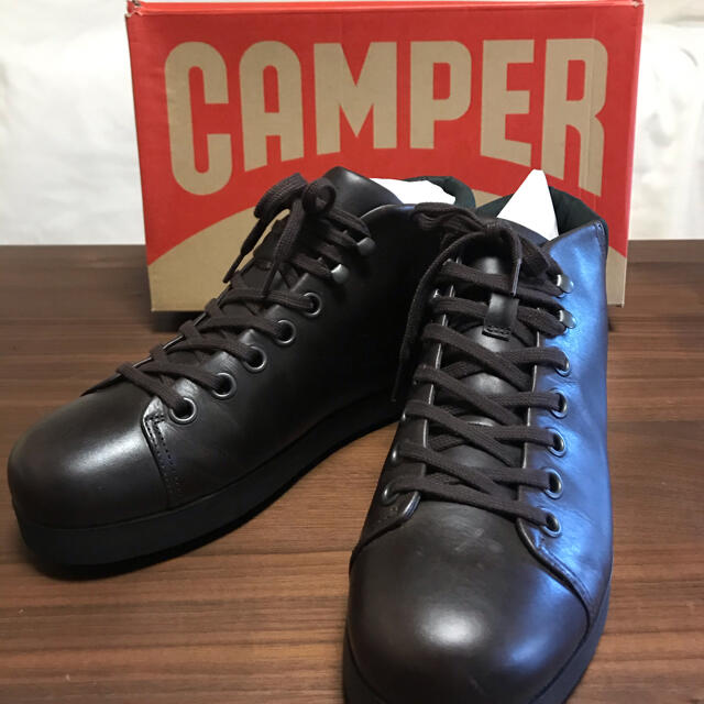 CAMPER(カンペール)のCAMPER 未使用サイズ43 メンズの靴/シューズ(スニーカー)の商品写真