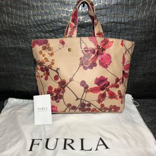 フルラ(Furla)の超美品 FURLA トートバッグ 保存袋付き(トートバッグ)