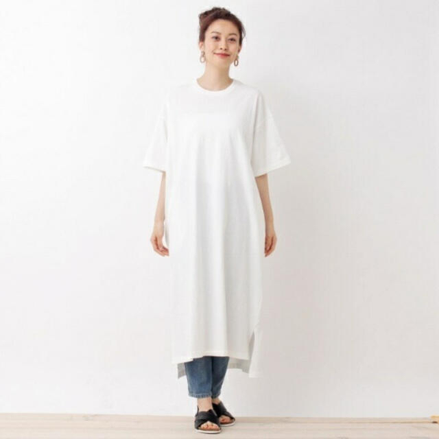 OPAQUE.CLIP(オペークドットクリップ)の美品　OPAQUE.CLIP  ビックTシャツワンピース　ホワイト レディースのトップス(Tシャツ(半袖/袖なし))の商品写真