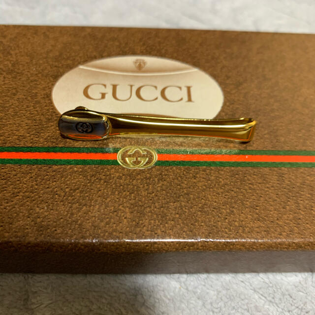Gucci(グッチ)のDUCCIグッチ　ネクタイピン&カフスセット　箱あり メンズのファッション小物(ネクタイピン)の商品写真