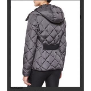 モンクレール ロンドンの通販 69点 | MONCLERを買うならラクマ