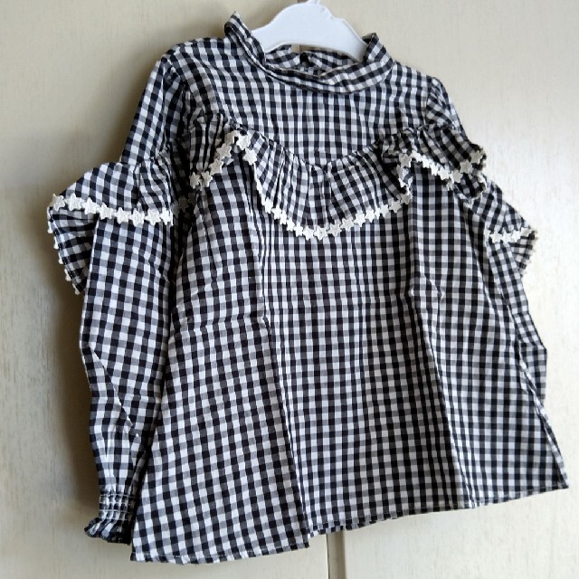 Seraph(セラフ)の新品！セラフのプルオーバーチェックシャツ120 キッズ/ベビー/マタニティのキッズ服女の子用(90cm~)(ブラウス)の商品写真