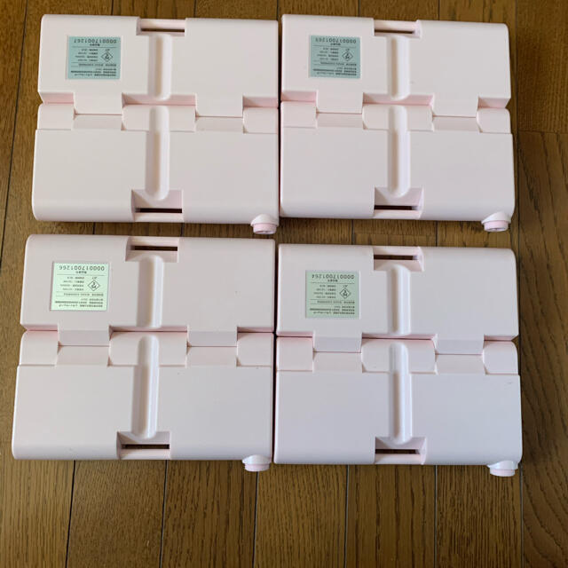レヴィーウェーブ × 4 2022年新作入荷 9555円引き www.gold-and-wood.com