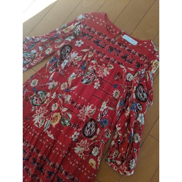 ZARA KIDS(ザラキッズ)のZARA ワンピース　128cm キッズ/ベビー/マタニティのキッズ服女の子用(90cm~)(ワンピース)の商品写真