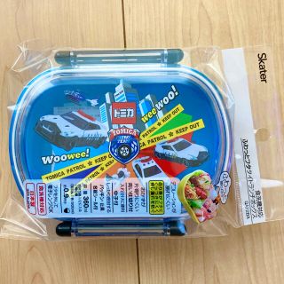 タカラトミー(Takara Tomy)のトミカ　お弁当箱　新品　男の子　入園準備(弁当用品)