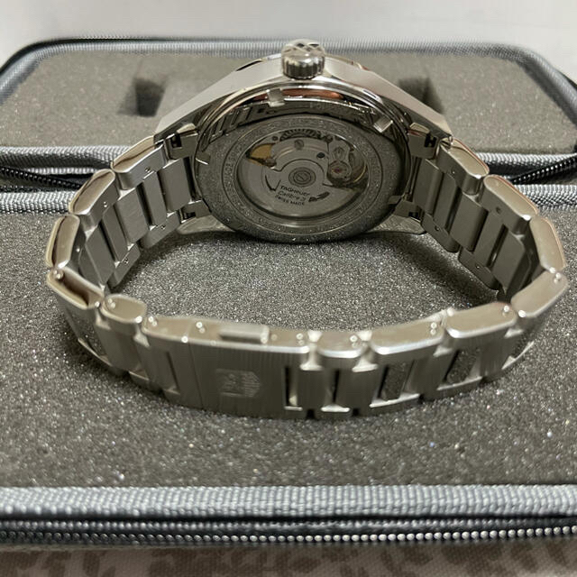 TAG Heuer(タグホイヤー)のタグホイヤー　カレラ　キャリバー5 デイデイト　WAR201C.BA0723 メンズの時計(腕時計(アナログ))の商品写真