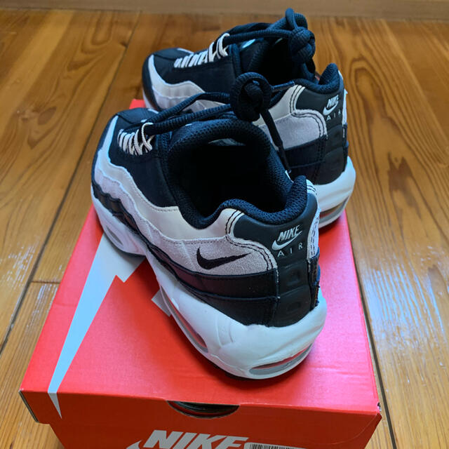 NIKE(ナイキ)の【新品】NIKE ナイキ エアマックス 95 W 24.5cm AIR MAX レディースの靴/シューズ(スニーカー)の商品写真