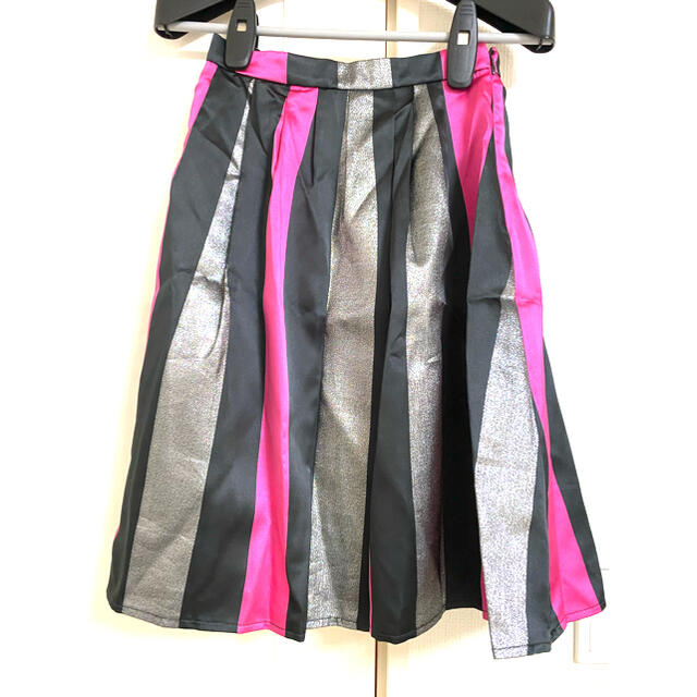 Chesty(チェスティ)のチェリーアン　スカート レディースのスカート(ひざ丈スカート)の商品写真