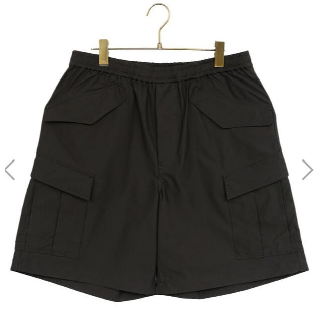 1LDK SELECT(ワンエルディーケーセレクト)のDAIWA PIER39 Tech 6P Mil Shorts BLACK メンズのパンツ(ワークパンツ/カーゴパンツ)の商品写真