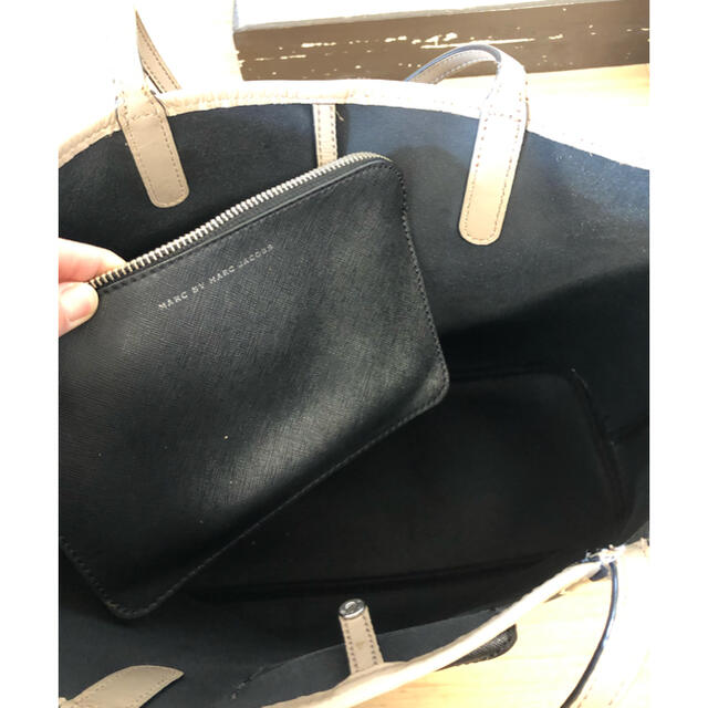 MARC BY MARC JACOBS(マークバイマークジェイコブス)のマークジェイコブス　マークバイマークジェイコブス　MARC トートバッグ レディースのバッグ(トートバッグ)の商品写真