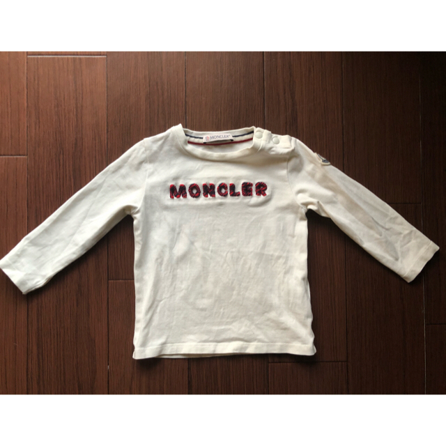 MONCLER(モンクレール)のmoncler カットソー キッズ/ベビー/マタニティのキッズ服男の子用(90cm~)(Tシャツ/カットソー)の商品写真