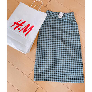 エイチアンドエム(H&M)のH&M♥NiziU コレクション アヤカ着用(ひざ丈スカート)