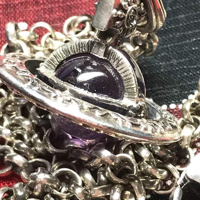 Vivienne Westwood - ヴィヴィアン オーナメンタル アメジスト Vivienne Westwood - ヴィヴィアン オーナメンタル アメジスト