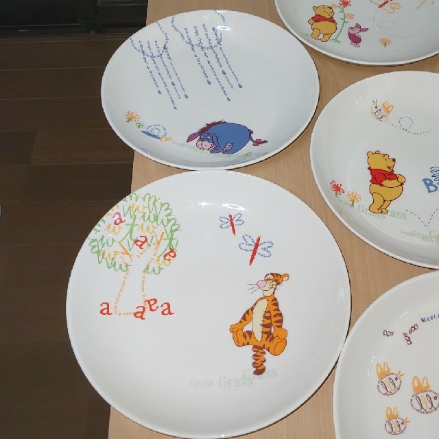 Disney(ディズニー)のくまのプーさん　カレーパスタ皿　5枚 インテリア/住まい/日用品のキッチン/食器(食器)の商品写真