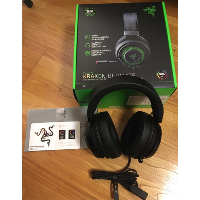 LAZER(レイザー)の【新品同様】 Razer Kraken Ultimate 7.1 ゲーミング スマホ/家電/カメラのオーディオ機器(ヘッドフォン/イヤフォン)の商品写真