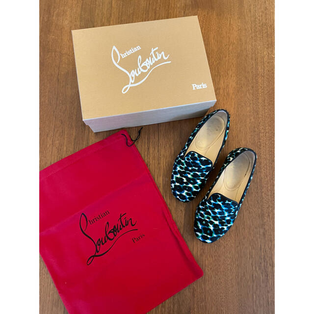 Christian Louboutin(クリスチャンルブタン)のchristian louboutin レオパート　ローファー　フラットシューズ レディースの靴/シューズ(スリッポン/モカシン)の商品写真