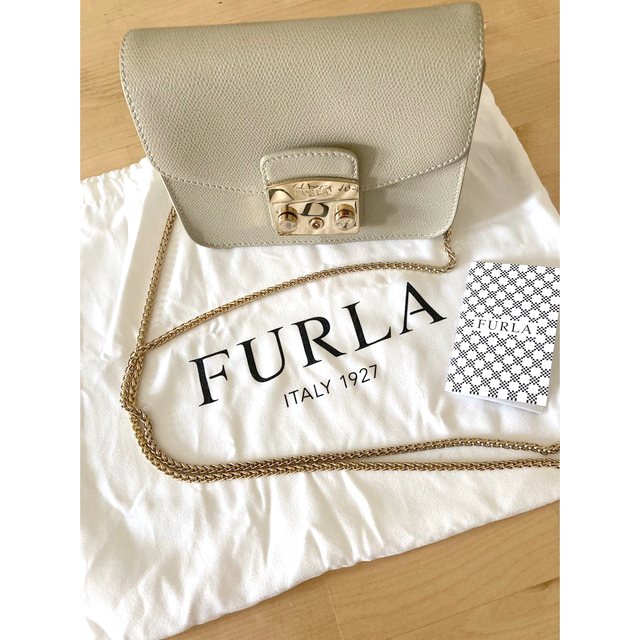 Furla(フルラ)の☆ruirui様専用☆美品☆Furla フルラ　メトロポリスショルダーバック レディースのバッグ(ショルダーバッグ)の商品写真