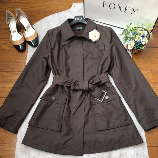 FOXEY(フォクシー)のフォクシー♡ハーフトレンチコート38♡ジャケット　ハーフコート　スプリングコート レディースのジャケット/アウター(トレンチコート)の商品写真