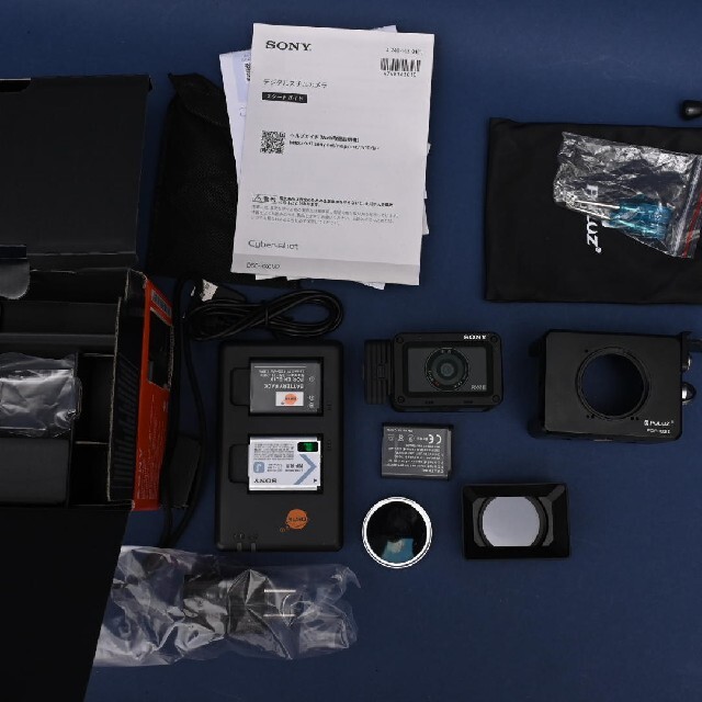 【楽天カード分割】 Sony RX02 Lig フィルター バッテリー おまけ多数 美品 RX0Ⅱ コンパクトデジタルカメラ