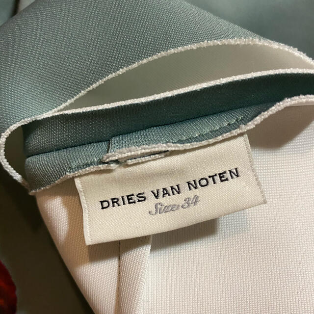 DRIES VAN NOTEN(ドリスヴァンノッテン)のDries Van Noten カットソー レディースのトップス(カットソー(半袖/袖なし))の商品写真