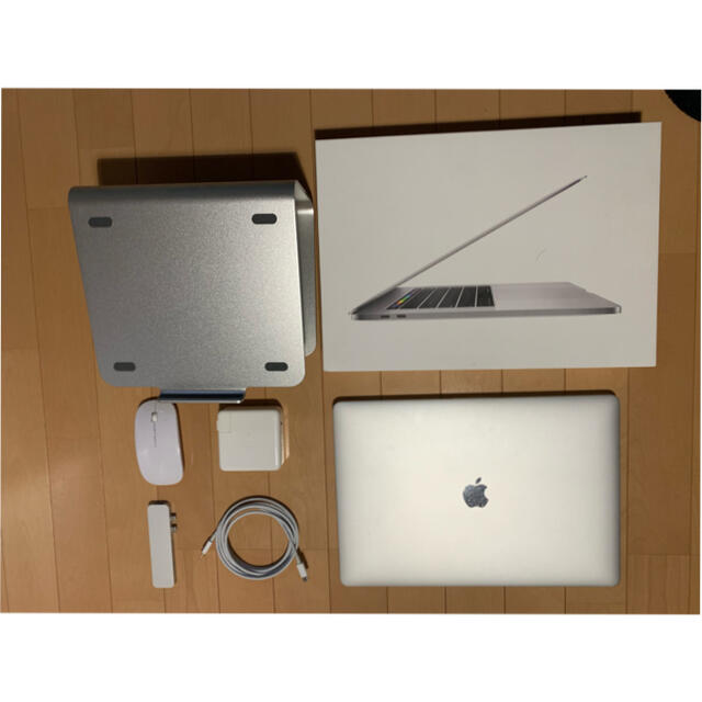 Apple(アップル)のMacBook Pro スマホ/家電/カメラのPC/タブレット(ノートPC)の商品写真