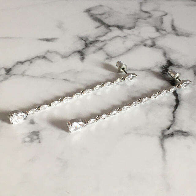 SWAROVSKI♡LOUISON ピアス