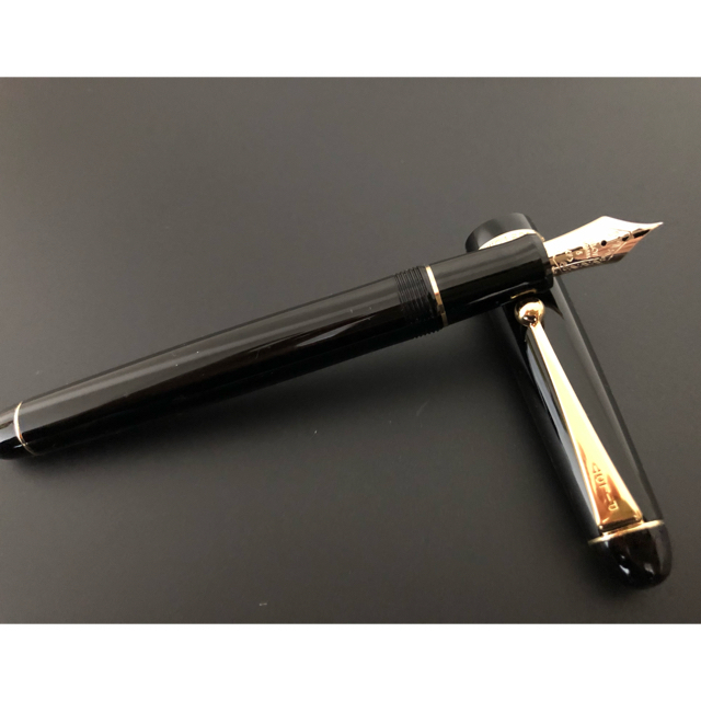 PILOT - ⭐️11/16日限定値下げ⭐️ ✳️custom74万年筆✳️の通販