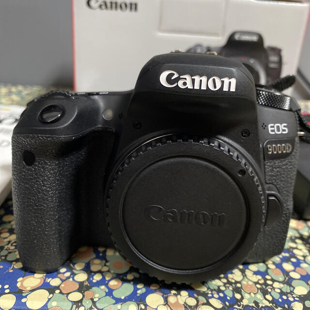 Canon(キヤノン)のCanon EOS 9000D ボディ スマホ/家電/カメラのカメラ(デジタル一眼)の商品写真