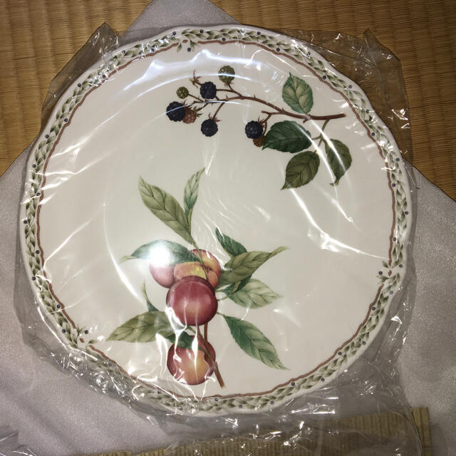 【新品・廃盤品】Noritake「ロイヤルオーチャード9416」(廃盤品) 3枚 1