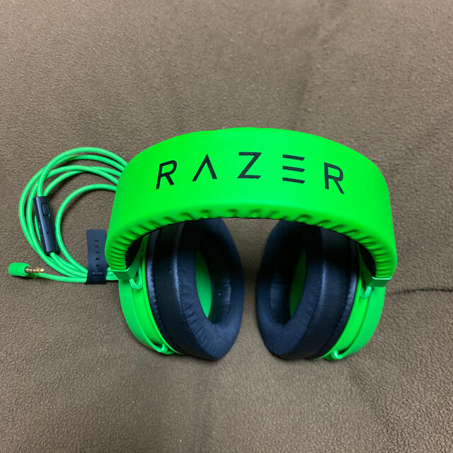 LAZER(レイザー)のrazer kraken スマホ/家電/カメラのオーディオ機器(ヘッドフォン/イヤフォン)の商品写真