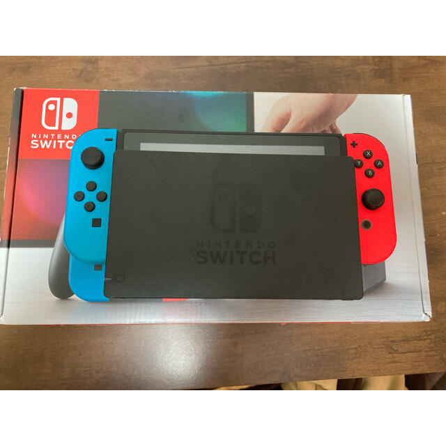 Nintendo Switch(ニンテンドースイッチ)のNintendo Switch Joy-Con (L) ネオンブルー/ (R)  エンタメ/ホビーのゲームソフト/ゲーム機本体(家庭用ゲーム機本体)の商品写真