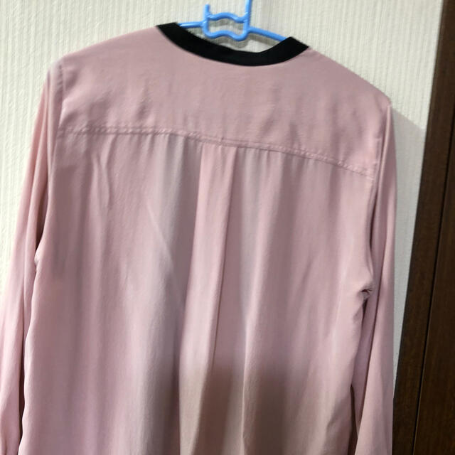 UNIQLO(ユニクロ)のシルクブラウス レディースのトップス(シャツ/ブラウス(長袖/七分))の商品写真