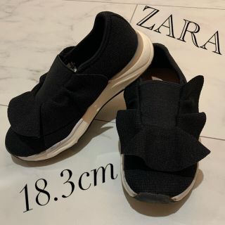 ザラキッズ(ZARA KIDS)のZARA girl 19（18.3cm）ザラ　フリル　シューズ(フォーマルシューズ)