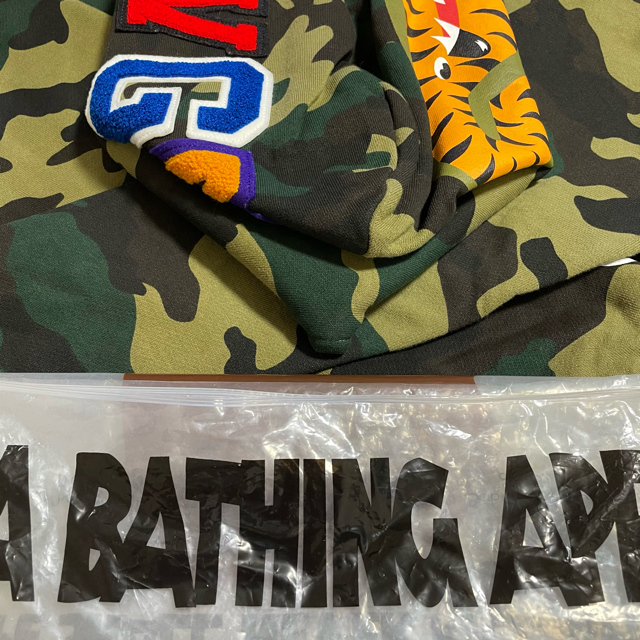 A BATHING APE(アベイシングエイプ)の新品未使用 A Bathing Ape シャークパーカー  NIGO期 メンズのトップス(パーカー)の商品写真