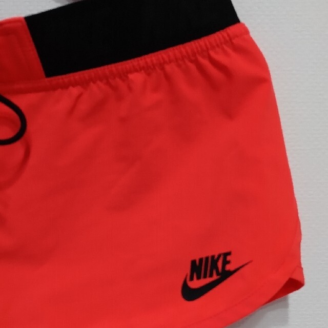 NIKE(ナイキ)の🏃‍♀️NIKEウィメンズランニングショートパンツ スポーツ/アウトドアのトレーニング/エクササイズ(ヨガ)の商品写真