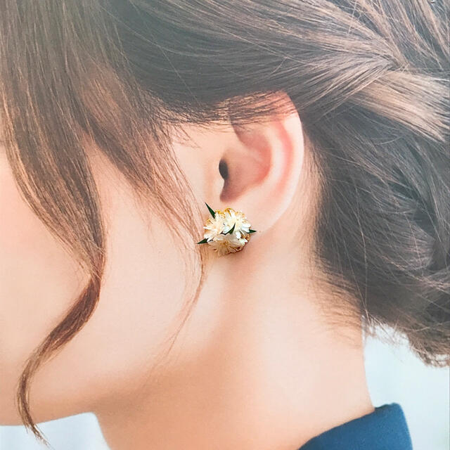 No.232 幸せの花束　本物のお花のブーケピアス　イヤリング　ウェディング ハンドメイドのアクセサリー(ピアス)の商品写真