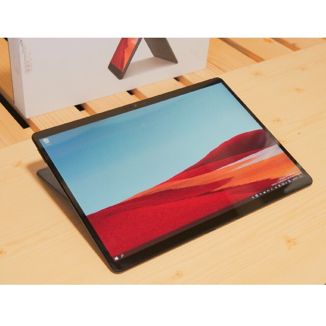 Microsoft(マイクロソフト)の送料込み【4G LTE/128GB/8GB】 Surface Pro X スマホ/家電/カメラのPC/タブレット(タブレット)の商品写真