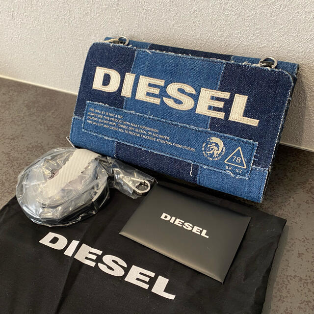 DIESEL(ディーゼル)の☆プレゼントにもオススメ☆【新品、未使用】ディーゼル ポシェット 長財布 レディースのファッション小物(財布)の商品写真