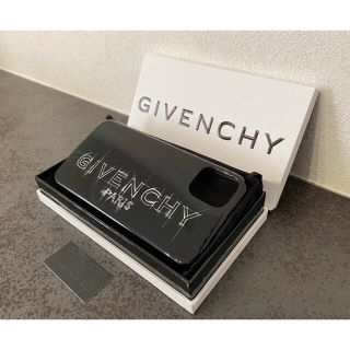 ジバンシィ(GIVENCHY)の☆プレゼントにもオススメ☆【新品】ジバンシー iPhone11 スマホケース(iPhoneケース)