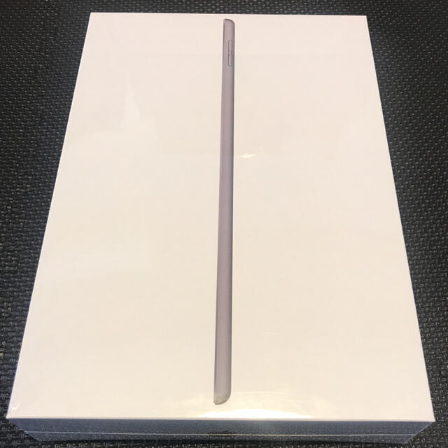 iPad(アイパッド)の★新品未開封★Apple iPad 32GB 第8世代 スペースグレイ スマホ/家電/カメラのPC/タブレット(タブレット)の商品写真