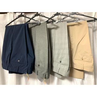 ユニクロ(UNIQLO)のスーツパンツ　ユニクロ　四本セット　(スラックス)