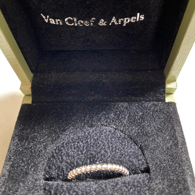 Van Cleef & Arpels♡ペルレ リング