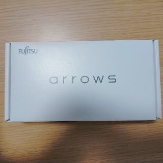 フジツウ(富士通)のarrows RX ゴールド SIMフリー 楽天モバイル【新品未使用】(スマートフォン本体)